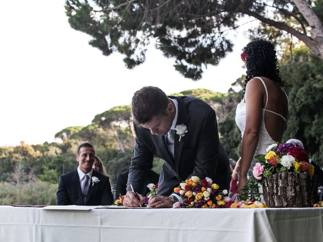 Il matrimonio di Giuseppe e Sara a Torre del Lago, Lucca 47