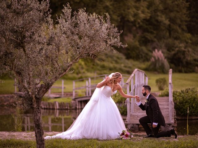 Il matrimonio di Roberta e Emiliano a Guidonia Montecelio, Roma 16