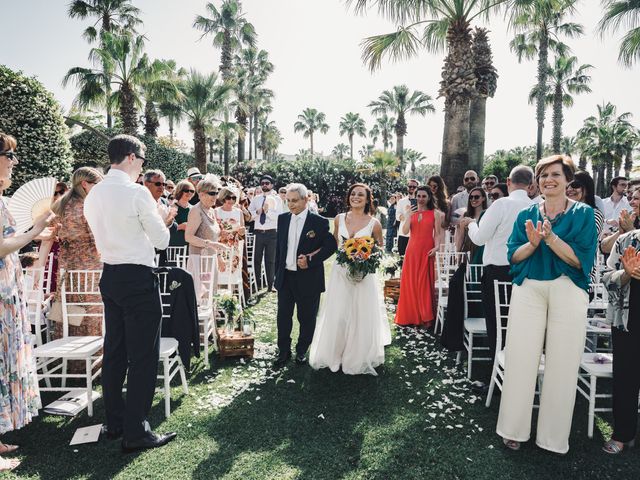 Il matrimonio di Imma e Conor a Capaccio Paestum, Salerno 17