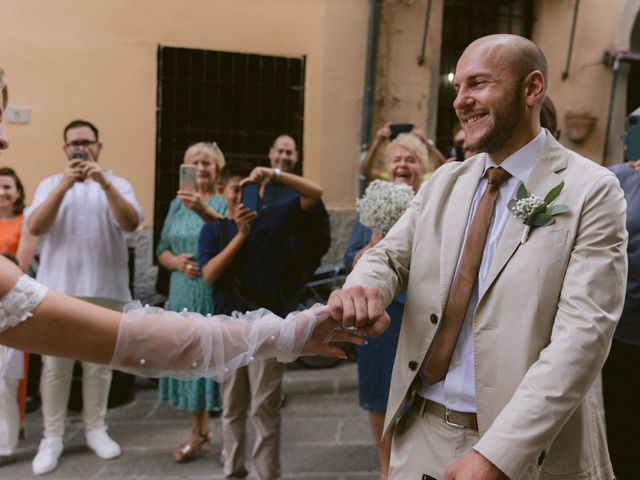 Il matrimonio di Vira e Alessio a Piombino, Livorno 15