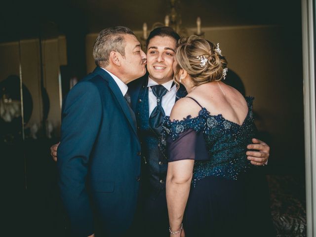 Il matrimonio di Giuseppe e Elisa a Mirabella Imbaccari, Catania 20