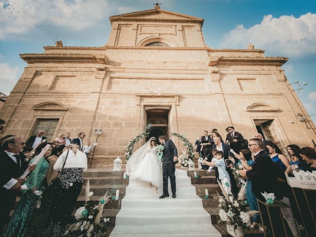 Il matrimonio di Giuseppe e Elisa a Mirabella Imbaccari, Catania 51