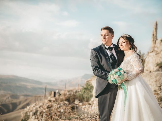 Il matrimonio di Giuseppe e Elisa a Mirabella Imbaccari, Catania 53