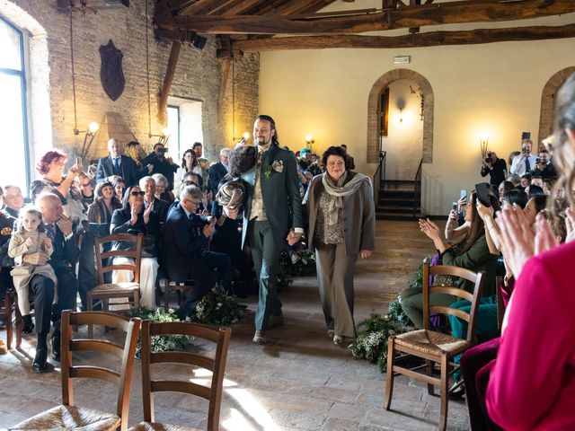 Il matrimonio di Lorenzo e Silvia a Peschiera Borromeo, Milano 13