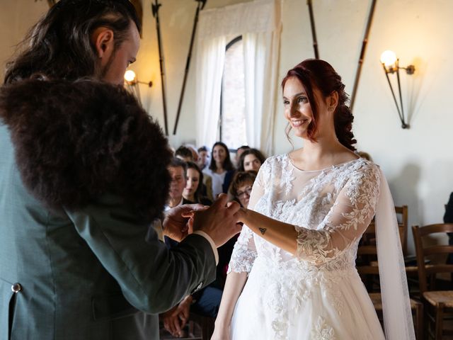 Il matrimonio di Lorenzo e Silvia a Peschiera Borromeo, Milano 21