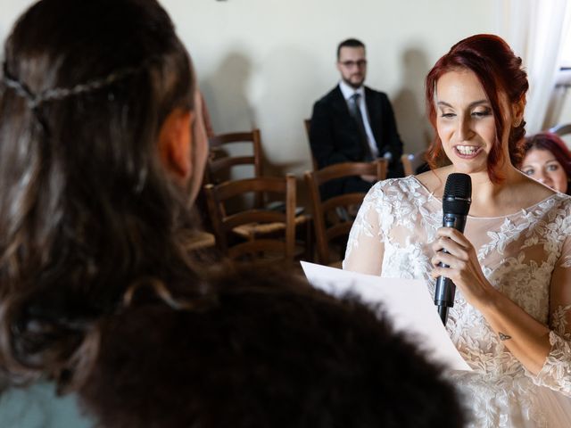 Il matrimonio di Lorenzo e Silvia a Peschiera Borromeo, Milano 24