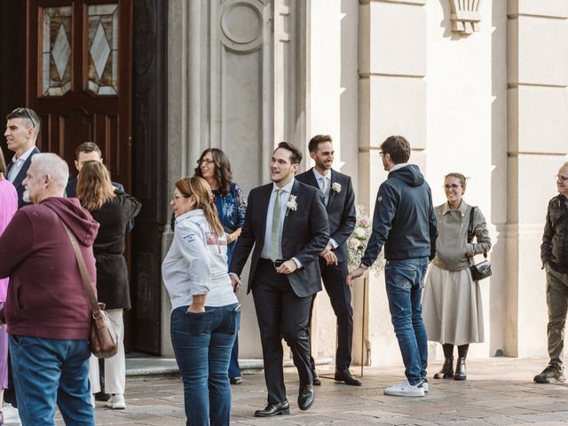 Il matrimonio di Mirco e Sara a Meda, Monza e Brianza 32