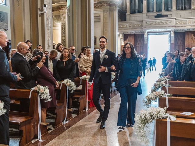 Il matrimonio di Mirco e Sara a Meda, Monza e Brianza 35