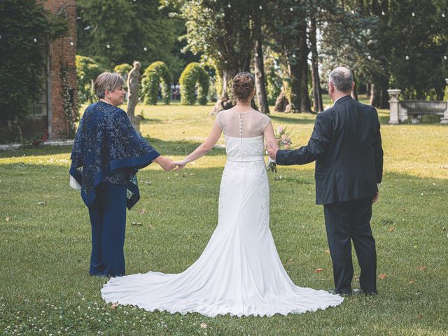 Il matrimonio di Alessandro e Silvia a San Giorgio Bigarello, Mantova 19