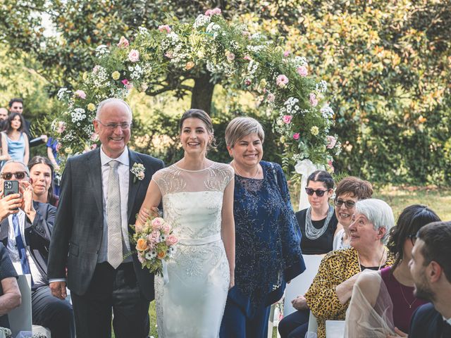 Il matrimonio di Alessandro e Silvia a San Giorgio Bigarello, Mantova 20