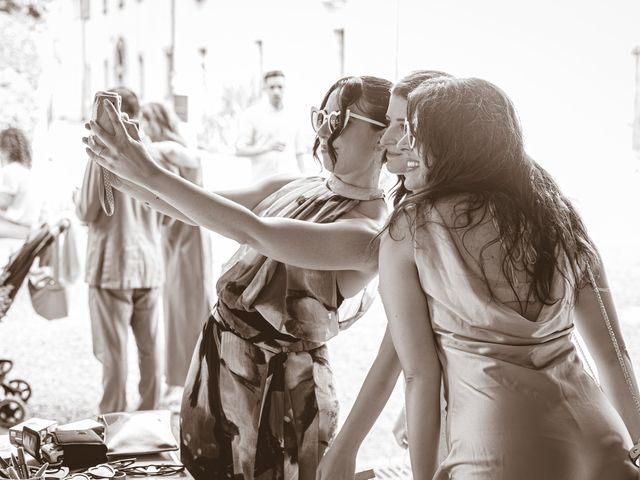 Il matrimonio di Alessandro e Silvia a San Giorgio Bigarello, Mantova 34