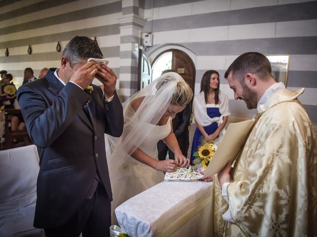 Il matrimonio di Fabrizio e Ilaria a Semproniano, Grosseto 33