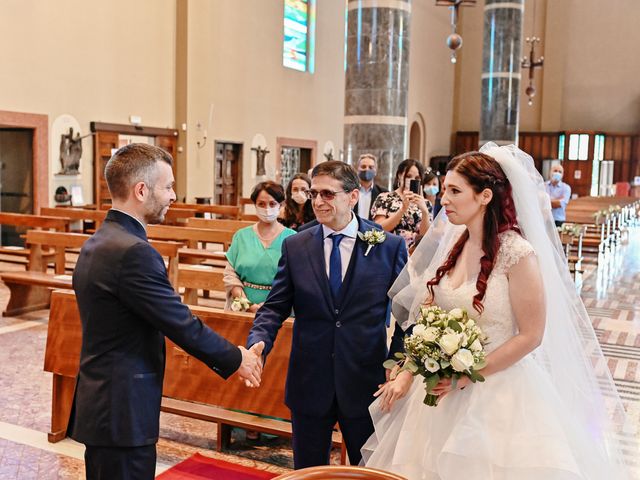 Il matrimonio di Andrea e Ambra a Verano Brianza, Monza e Brianza 16