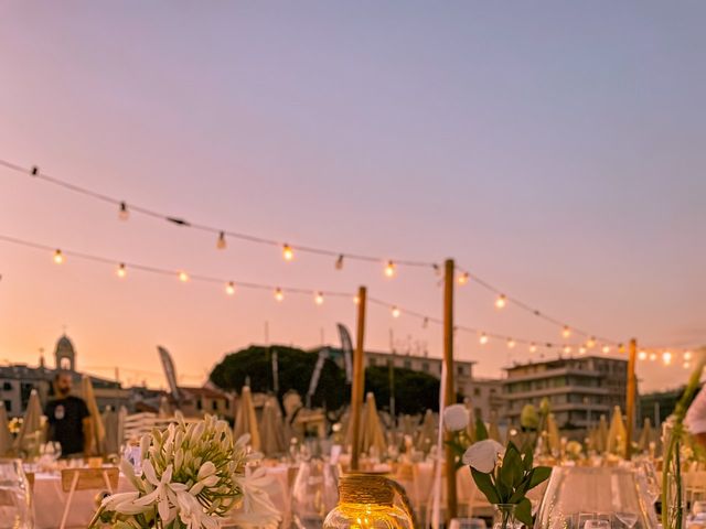Il matrimonio di Alex  e Francesca  a Albissola Marina, Savona 13