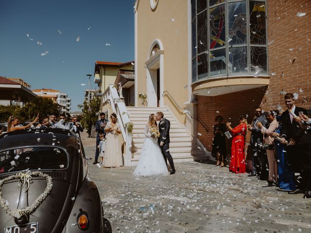 Il matrimonio di Luigi e Maria a Città Sant&apos;Angelo, Pescara 81