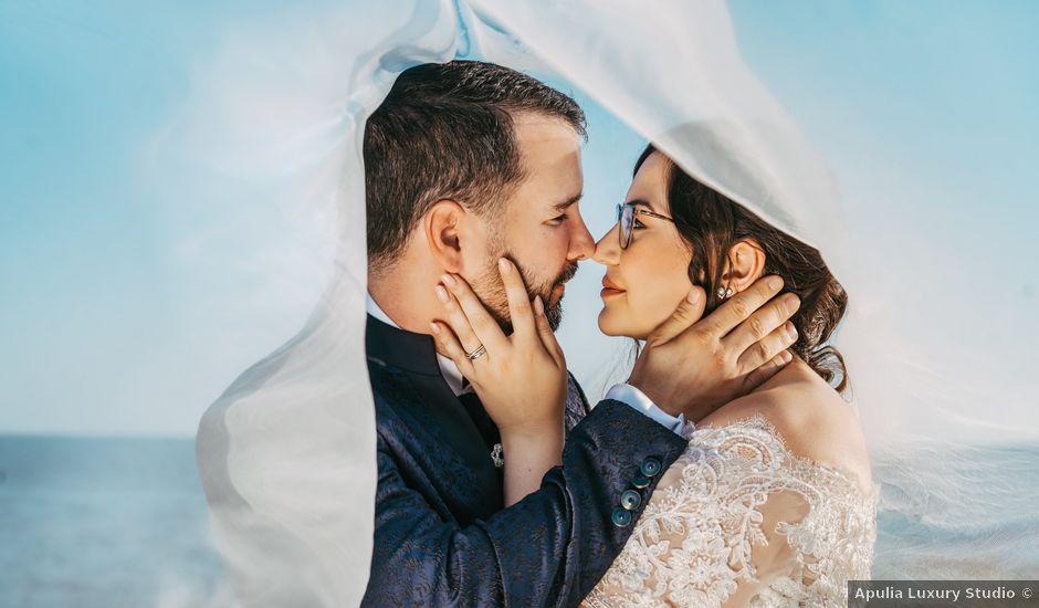 Il matrimonio di Michael e Vittoria a Santa Cesarea Terme, Lecce