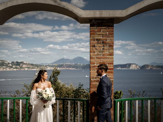 Il matrimonio di Valentina e Pietro a Napoli, Napoli 17