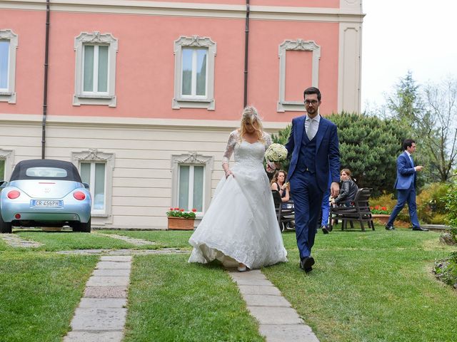 Il matrimonio di Stefano e Camilla a Colico, Lecco 30