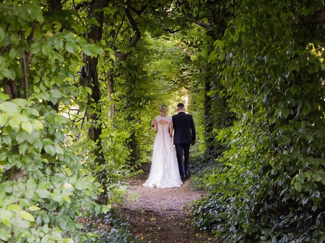 Il matrimonio di Lorenzo e Giulia a Arese, Milano 50