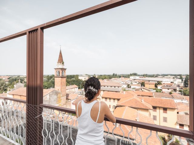 Il matrimonio di Filippo e Nadia a San Rocco al Porto, Lodi 29