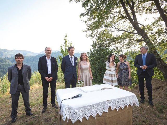 Il matrimonio di Luca e Marusca a Stazzema, Lucca 36