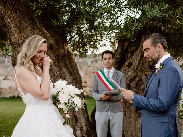Il matrimonio di Kosmas e Nicole a Ostuni, Brindisi 42