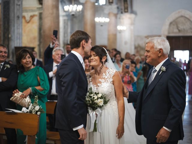 Il matrimonio di Luca e Annarita a Ostuni, Brindisi 5