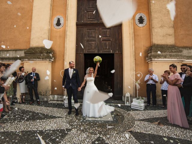 Il matrimonio di Marco e Serena a Langosco, Pavia 33