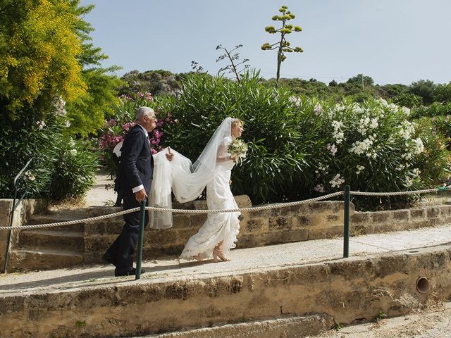 Il matrimonio di Alessandro e Teresa a Castellammare del Golfo, Trapani 36