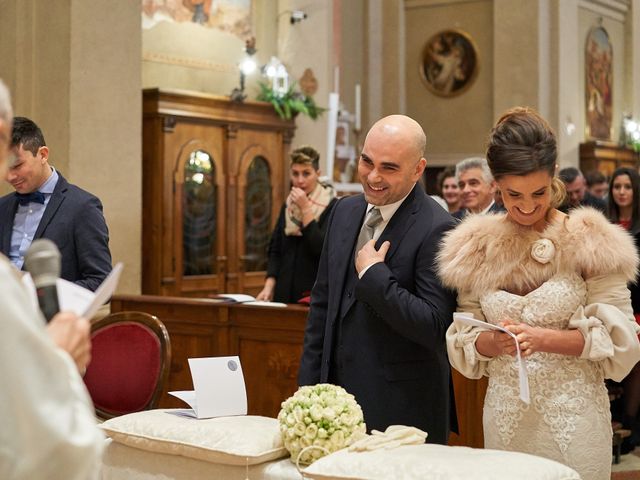 Il matrimonio di Gian Pietro e Sara a San Giovanni Lupatoto, Verona 24