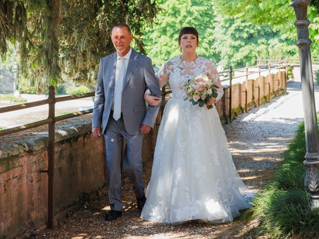 Il matrimonio di Simone e Sofia a Bevilacqua, Verona 34