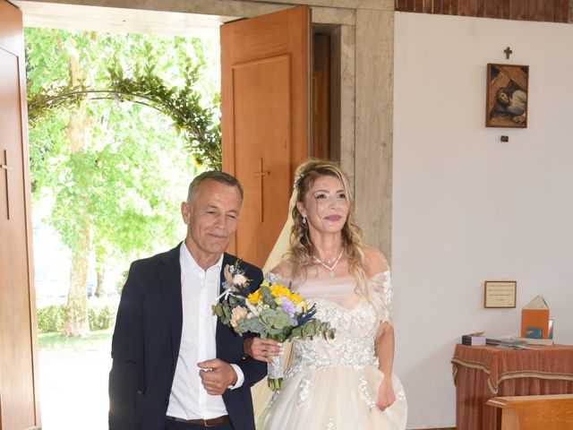 Il matrimonio di Aldi e Brunilda a Ponte Buggianese, Pistoia 42