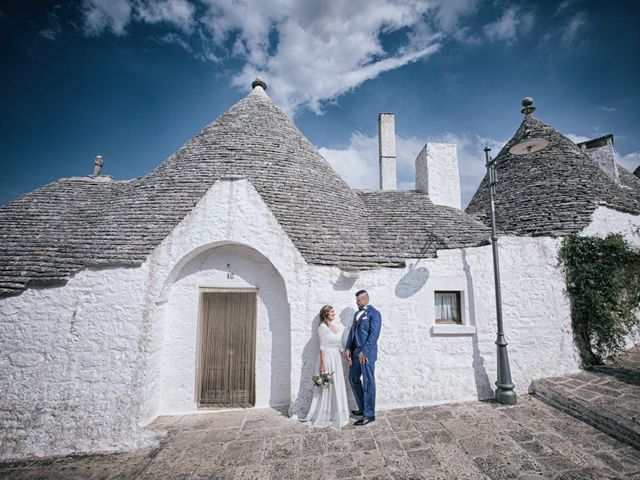 Il matrimonio di Nicola e Marianna a Alberobello, Bari 11