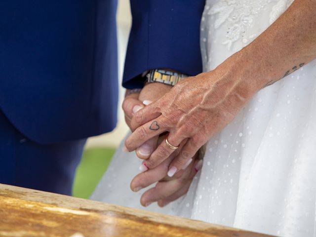 Il matrimonio di Maura e Filippo a Bucine, Arezzo 36