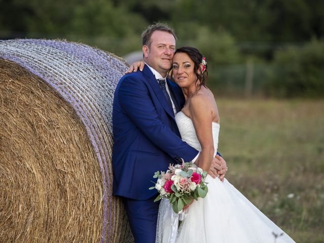 Il matrimonio di Maura e Filippo a Bucine, Arezzo 37