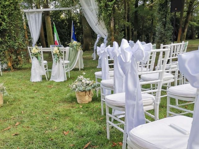 Il matrimonio di Luca e Debora  a Ferrara, Ferrara 26