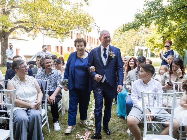 Il matrimonio di Mirco e Laura a Gaiarine, Treviso 29