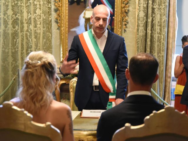 Il matrimonio di Massimiliano e Sara a Lucca, Lucca 31