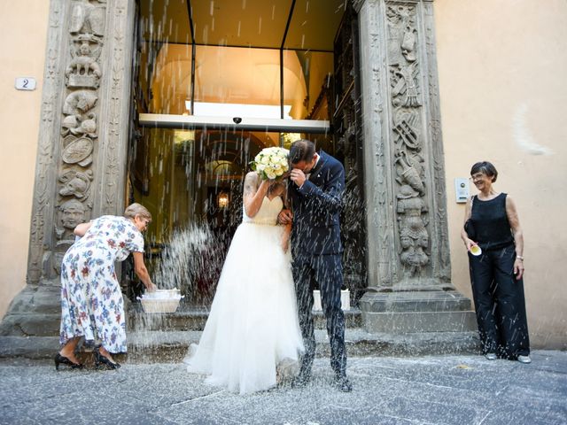 Il matrimonio di Massimiliano e Sara a Lucca, Lucca 37