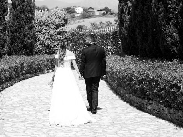 Il matrimonio di Daniela e Danilo a Ruviano, Caserta 15