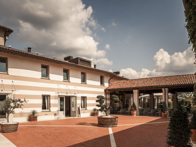 Il matrimonio di Cristian e Sofia a Corte Franca, Brescia 24
