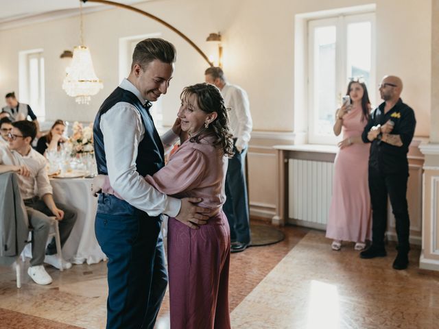 Il matrimonio di Eugenio e Veronica a Cernusco sul Naviglio, Milano 291