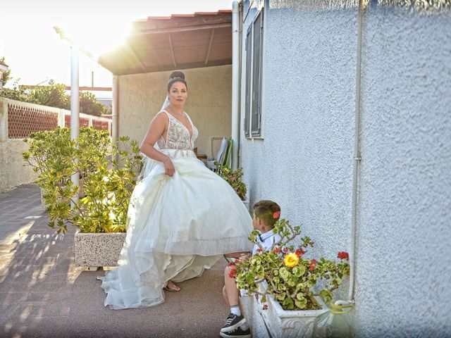 Il matrimonio di Alberto e Vicky a Polignano a Mare, Bari 14