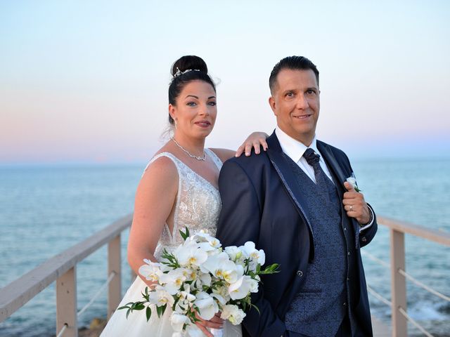 Il matrimonio di Alberto e Vicky a Polignano a Mare, Bari 30