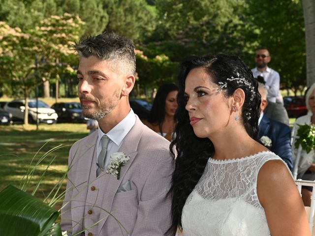 Il matrimonio di Claudio e Silvia a Ponte Buggianese, Pistoia 17