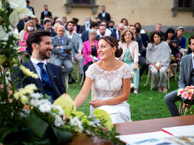 Il matrimonio di Alessio e Stefania a Poggio a Caiano, Prato 14