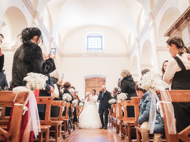 Il matrimonio di Fabio e Maria a Roseto degli Abruzzi, Teramo 17