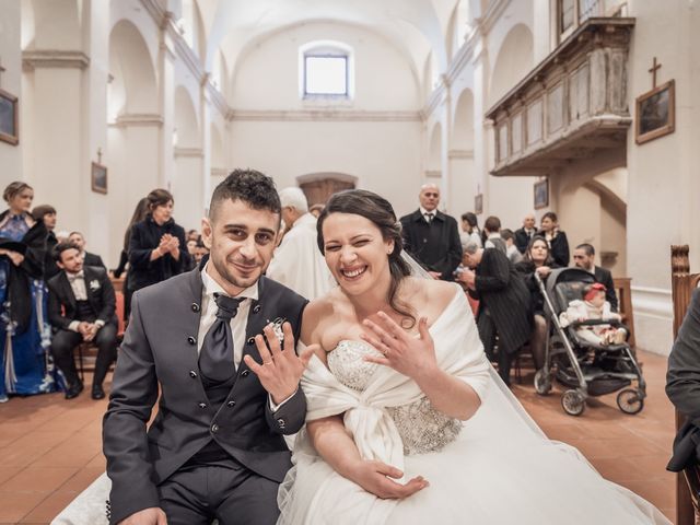 Il matrimonio di Fabio e Maria a Roseto degli Abruzzi, Teramo 19