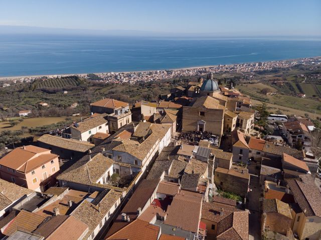 Il matrimonio di Fabio e Maria a Roseto degli Abruzzi, Teramo 23