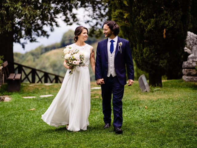 Il matrimonio di Simone e Lara a Calolziocorte, Lecco 48